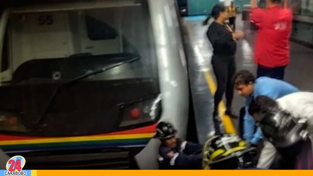 Adulto mayor saltó Metro de Caracas
