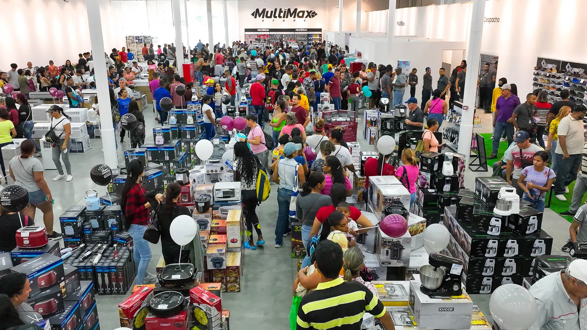 tiendas Multimax sexto aniversario