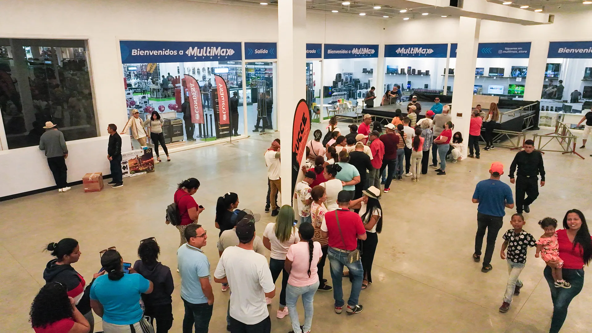 tiendas Multimax sexto aniversario