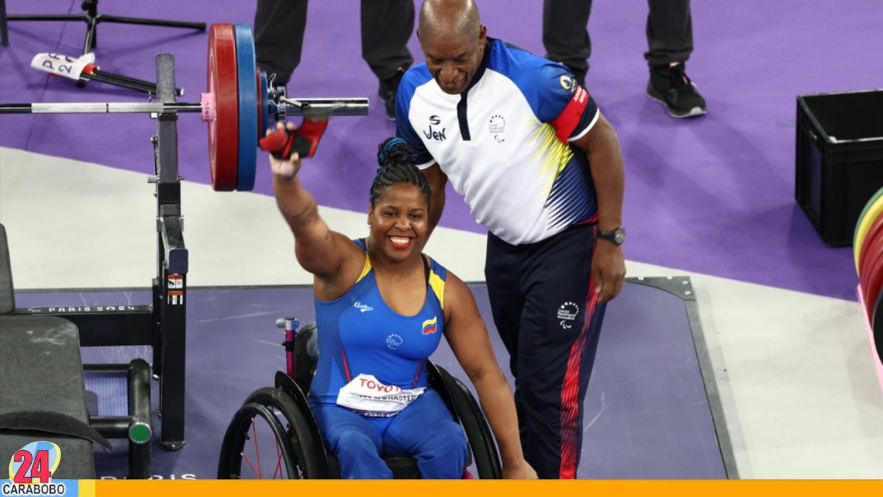 Clara Fuentes ganó medalla de Oro en el Mundial de Parapotencia
