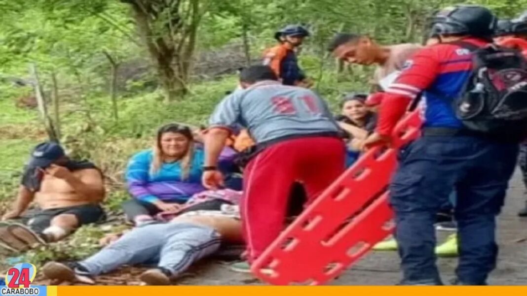 Docentes lesionados tras el volcamiento de un camión en Barinas