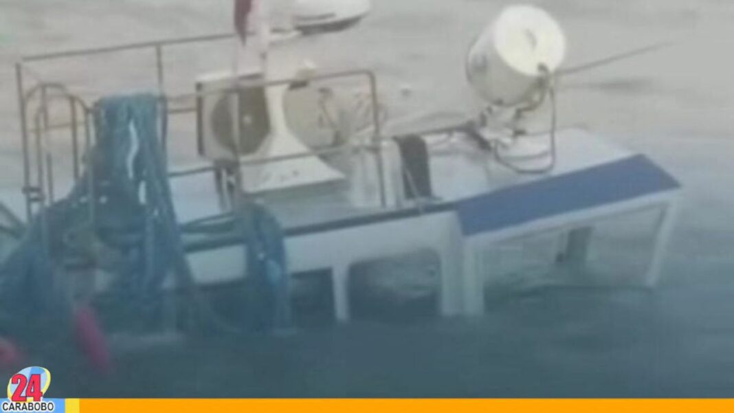 Fueron rescatados los tripulantes de la embarcación hundida en el Lago de Maracaibo