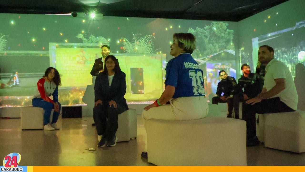 Vicepresidenta Delcy Rodríguez inauguró la Expo Maradona "Diego Vive"