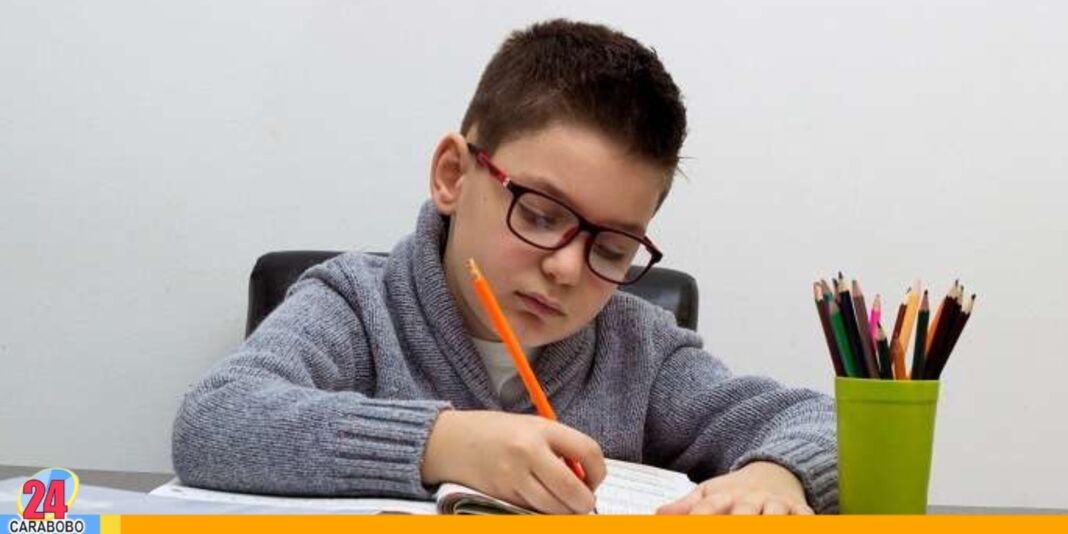 Salud visual de niños afectada pantallas