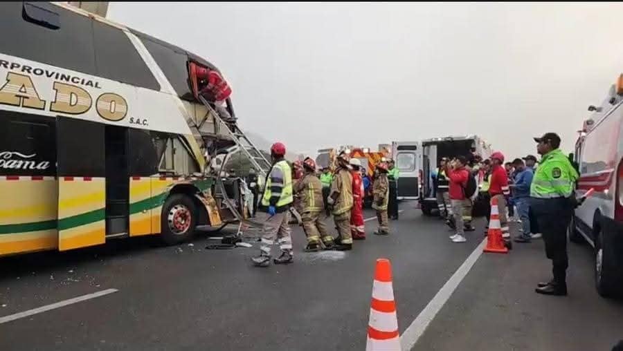 Accidente de bus en Perú 
