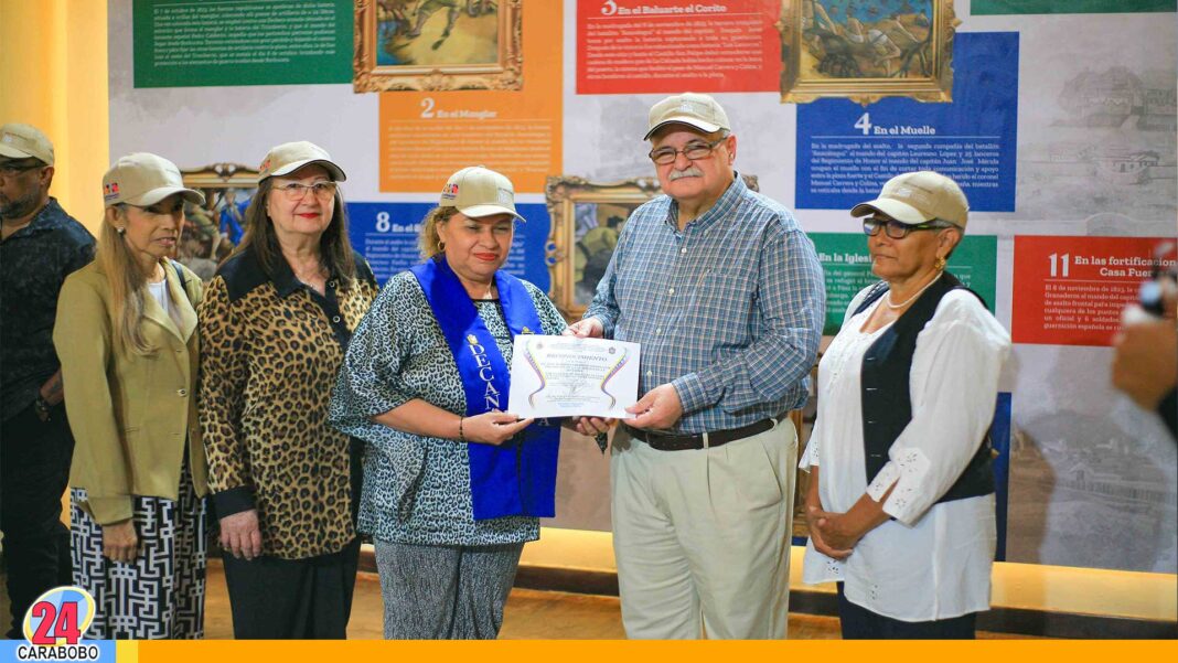 Tótems informativos Puerto Cabello