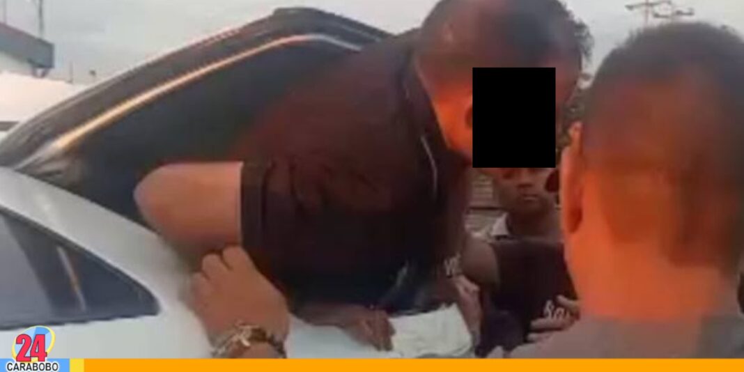 Vuelco de vehículo en La Isabelica