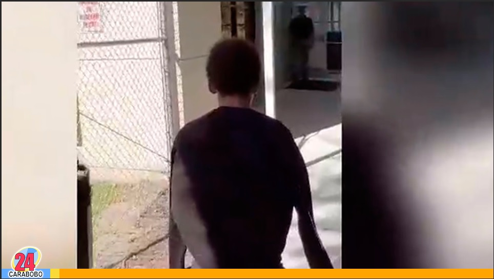 Estudiante de 11 años detenido por tener una lista de personas que quería asesinar