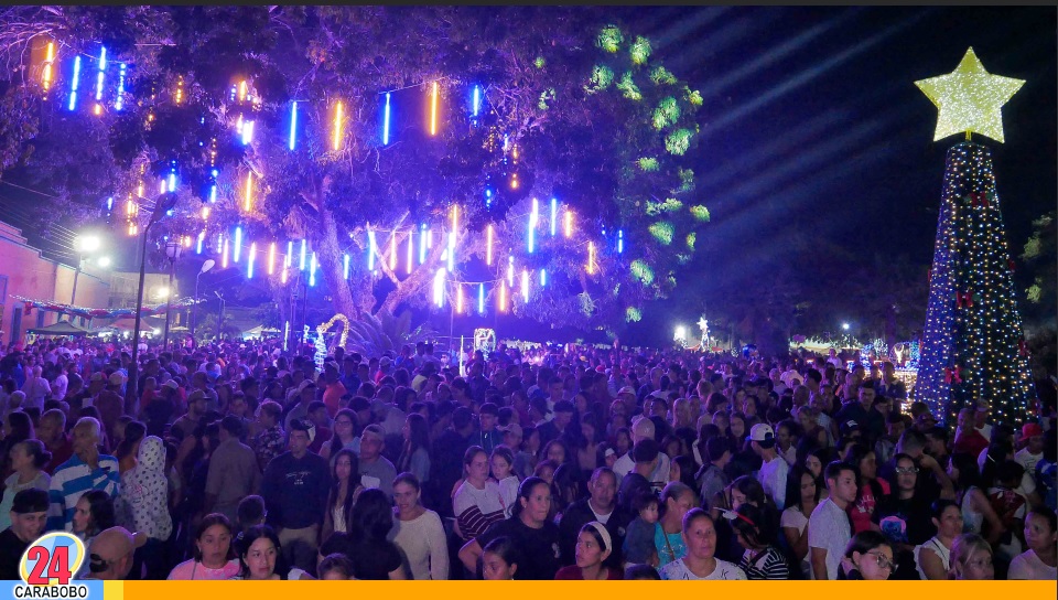 Encendido de la Navidad en Montalbán