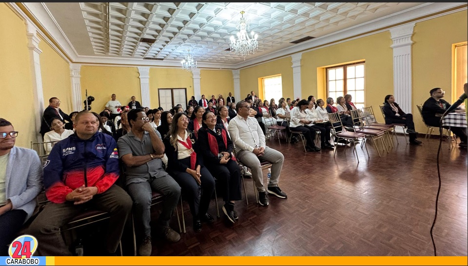 enfermeras y enfermeros participaron en IV Foro de Enfermería en Carabobo