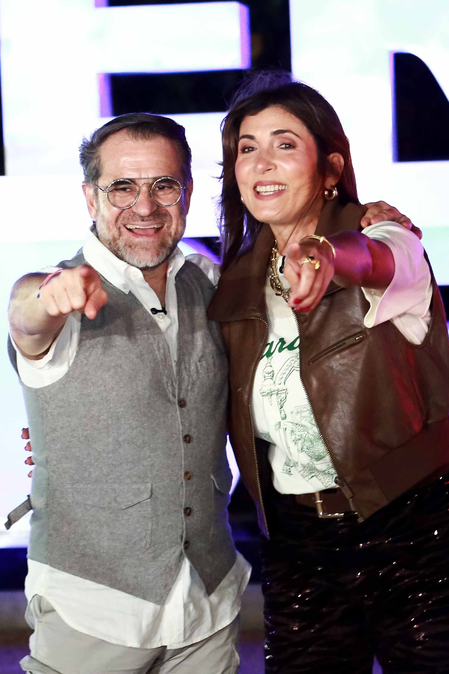 Gobernador Lacava deseó paz y felicidad