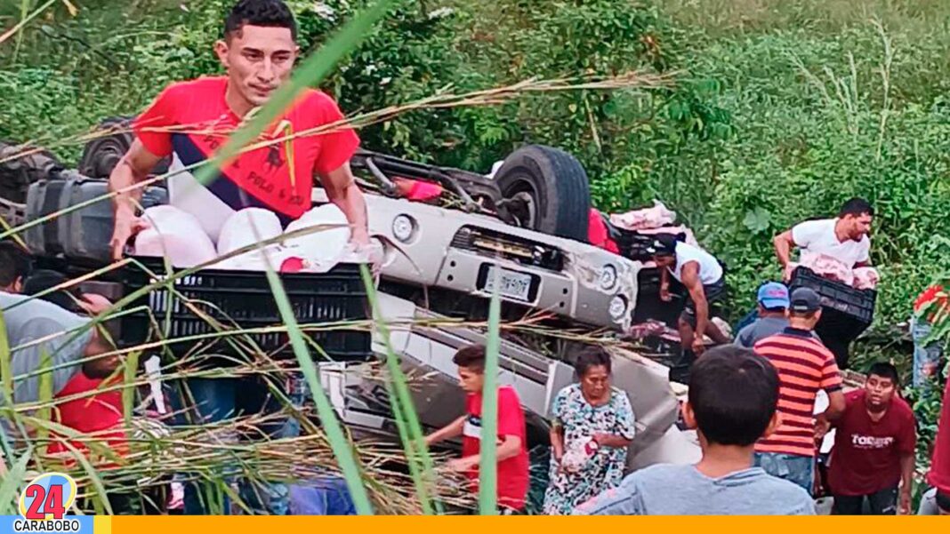 Camión de pollos en Machiques