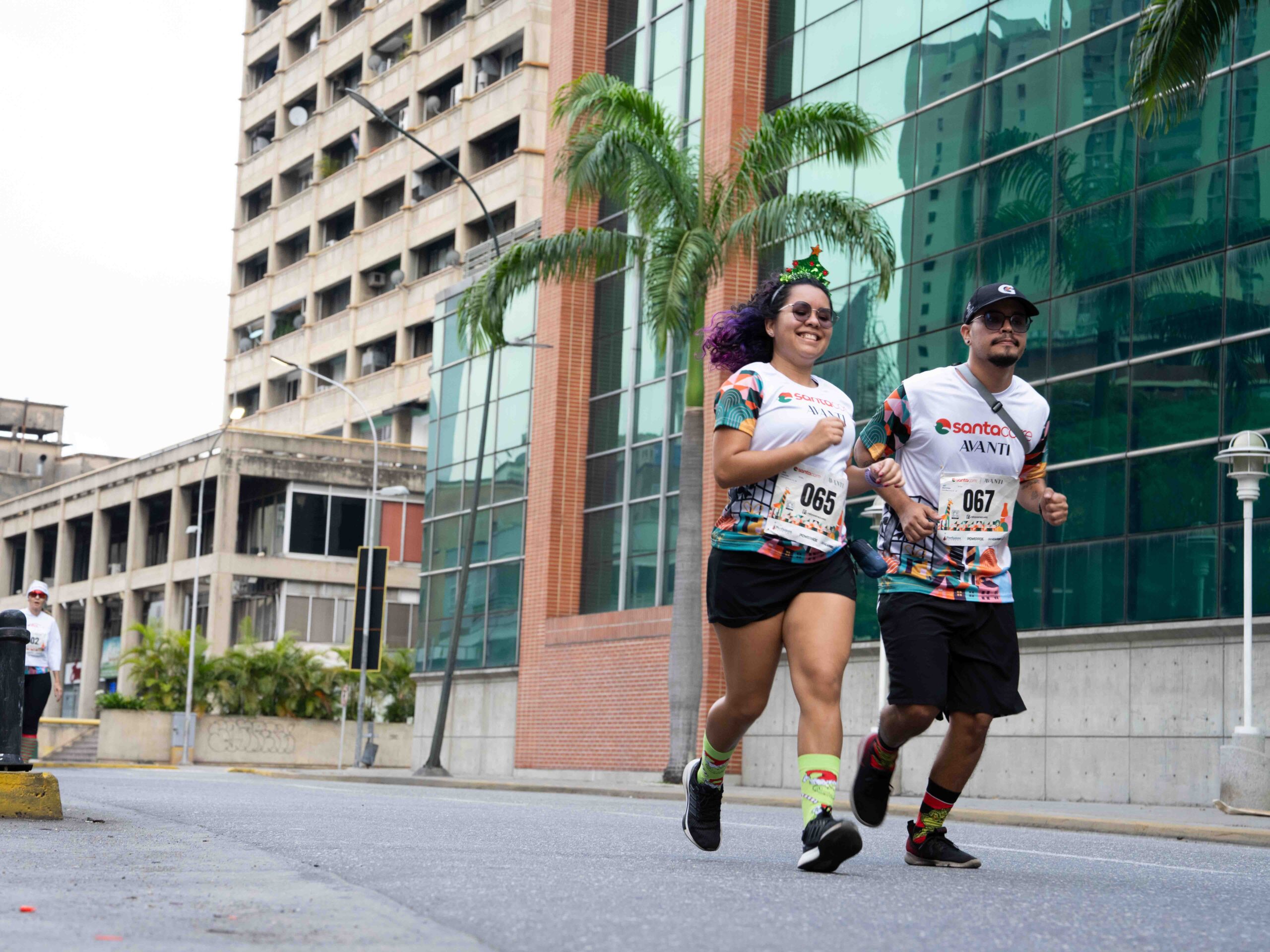 Santa Corre Copa Avanti