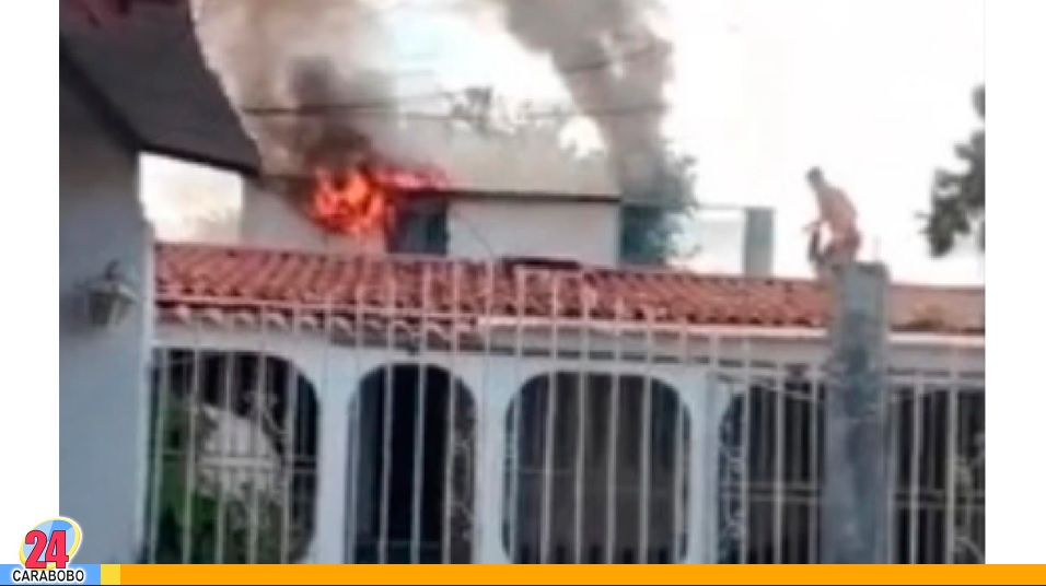 Incendio en una casa en Flor Amarillo