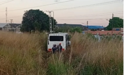 Encunetamiento de un autobús en la ARC