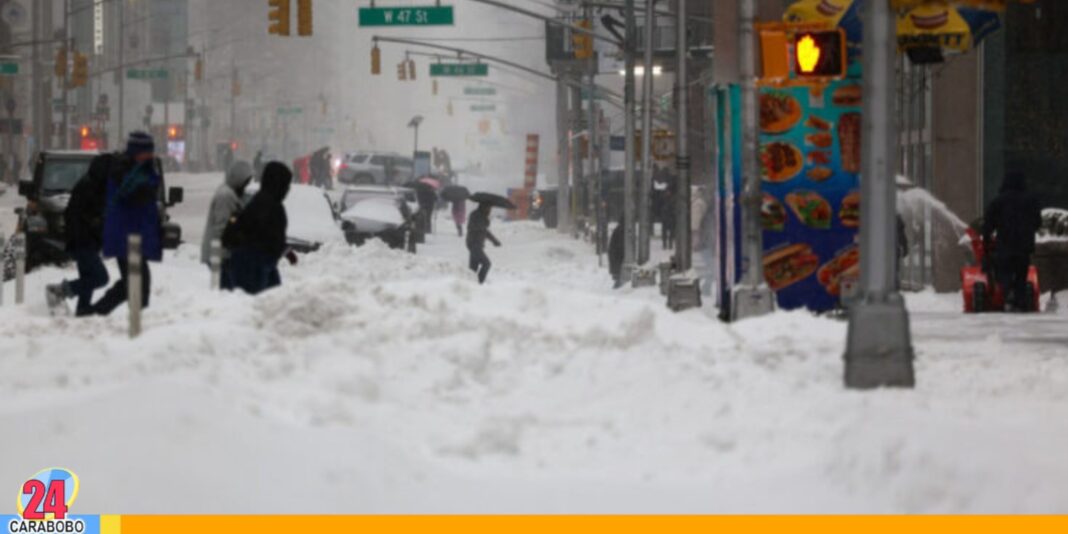 fallecidos en Nueva York por tormenta invernal