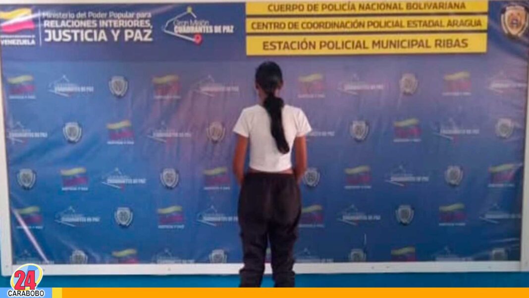 detenida atacar agua hirviendo
