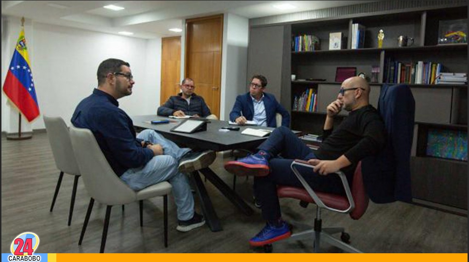 Viceministros para la nueva comunicación del país