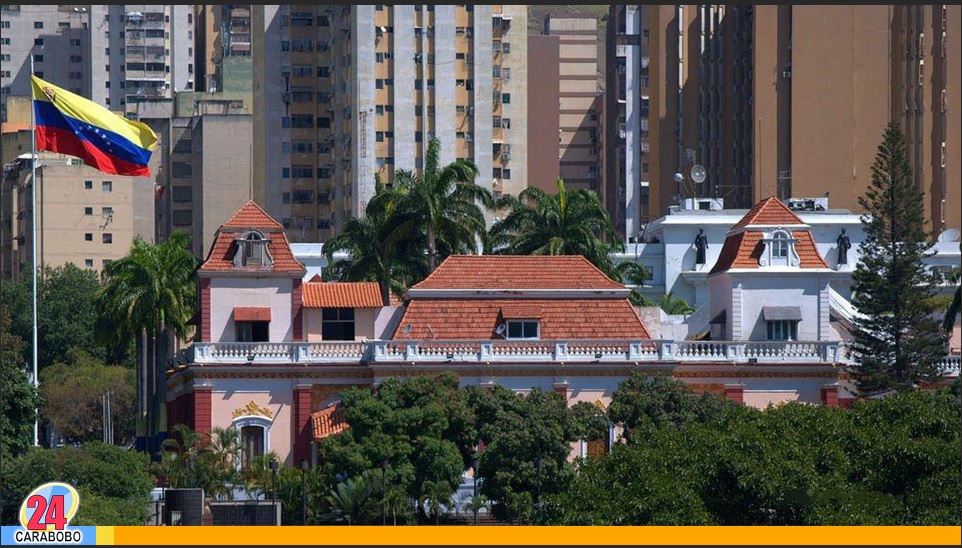 Delcy Rodríguez se reunió el director de la CIA en Caracas