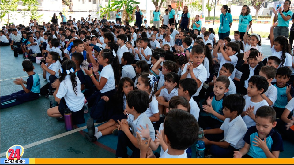 Clase de Educación Física en Carabobo