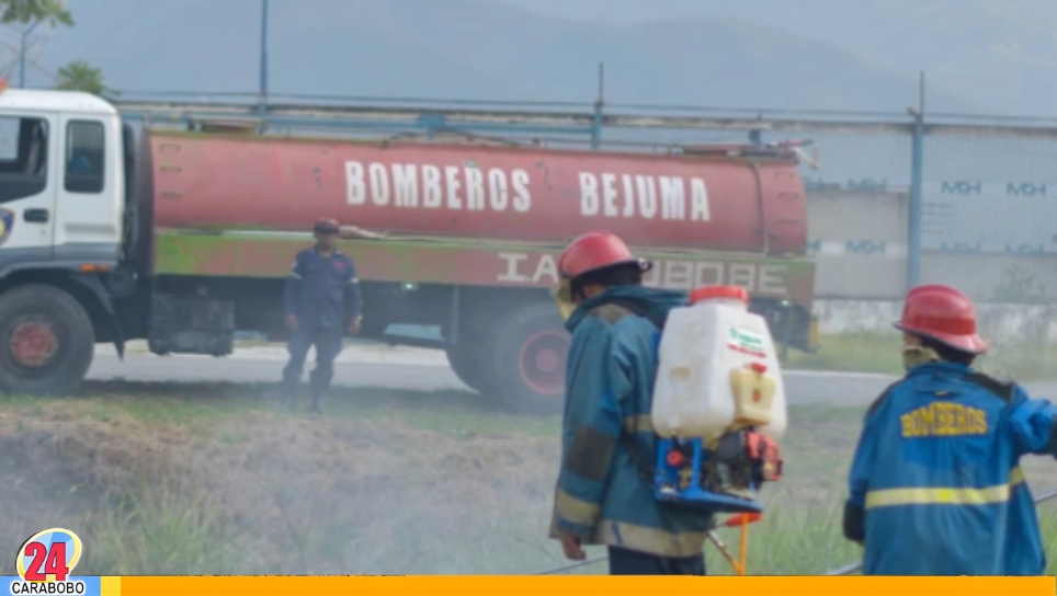 Incendio de vegetación en la Cabrera y Bejuma