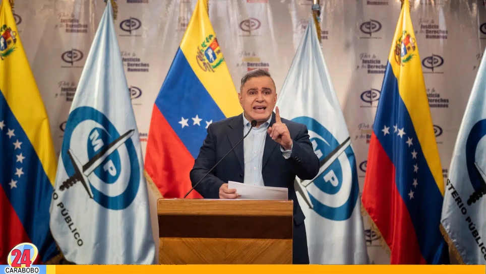 Renuncian Fiscal General y Defensor