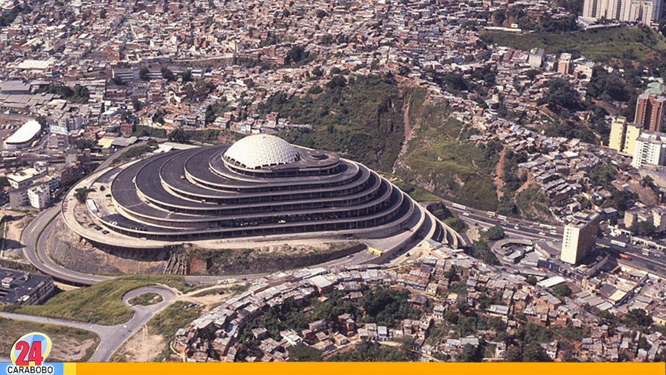 Transformación del Helicoide en centro social