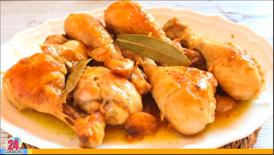 Pollo al ajillo