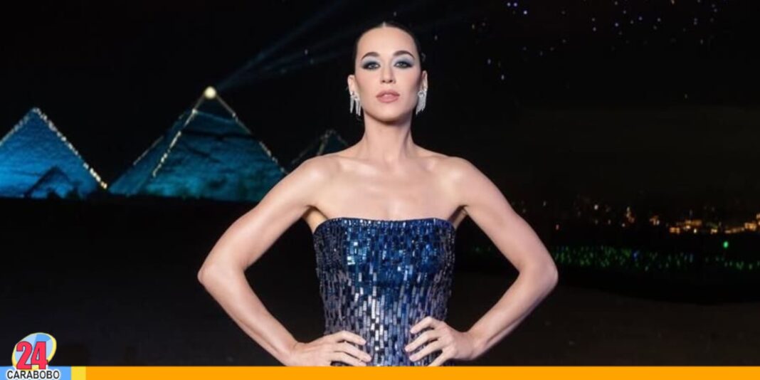 Katy Perry en llamas Watch It Burn 