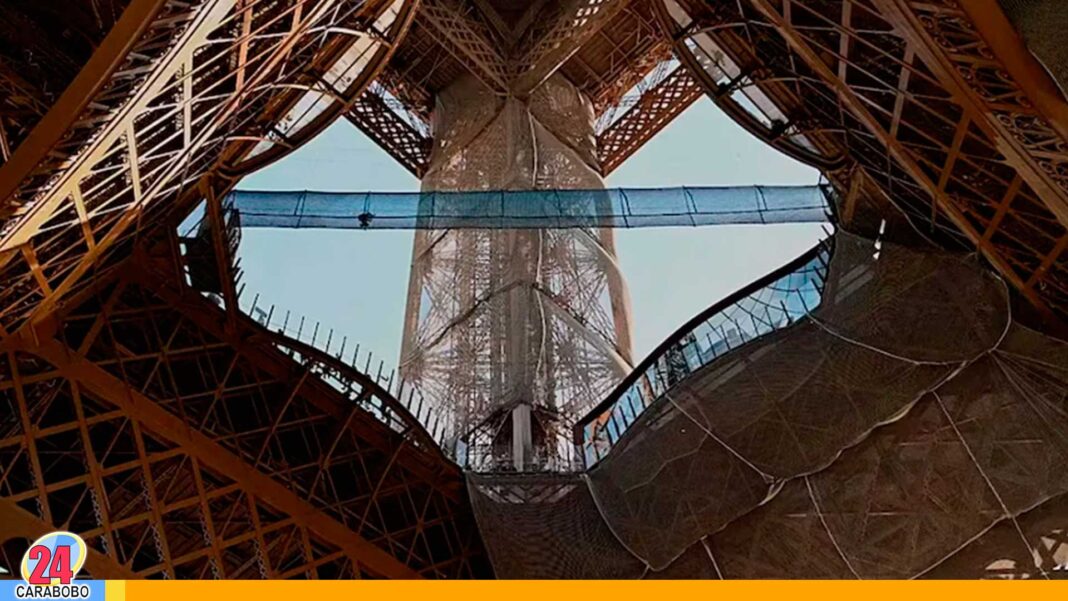 Torre Eiffel puente colgante