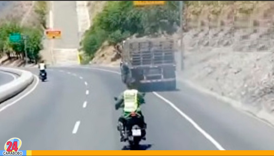 Gandola perdió los frenos en Autopista Caracas La Guaira