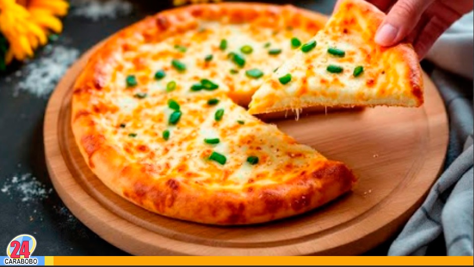 Pizza de queso casera