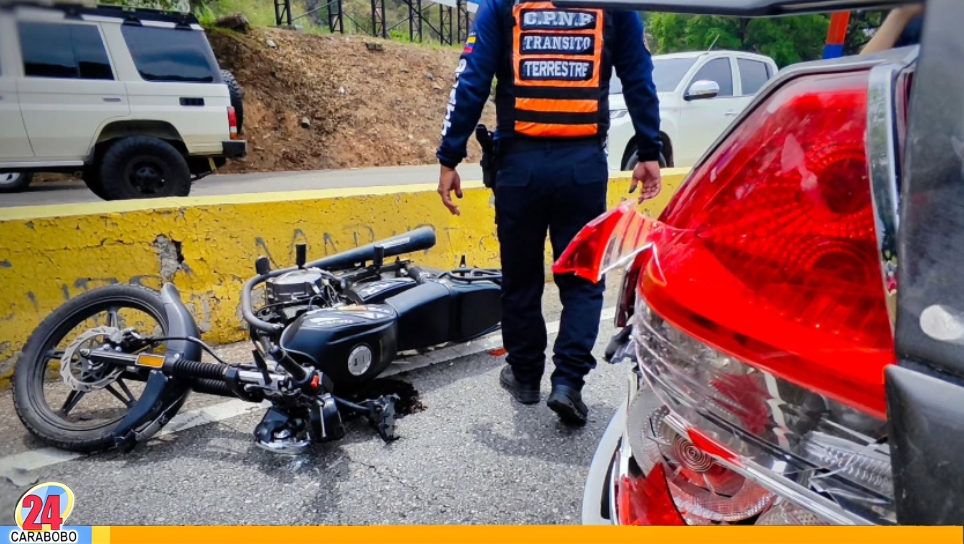 Colisión entre Moto y vehículo en Valencia