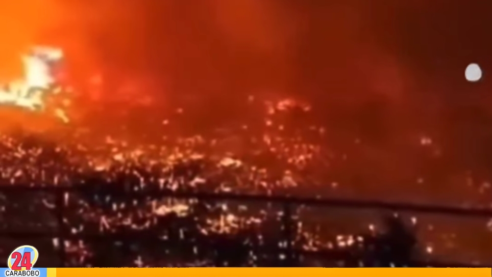 Incendio aldea costera de Malasia