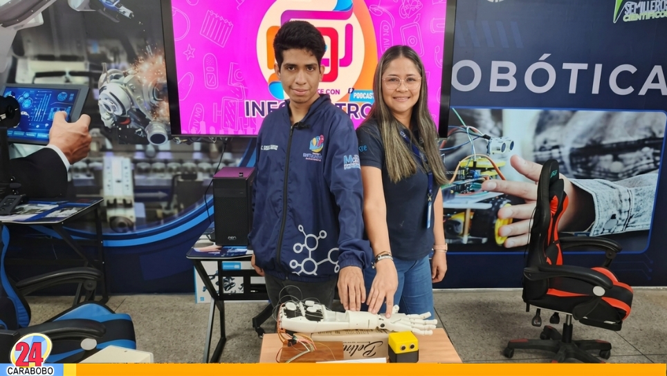 Mano robótica para lengua de señas
