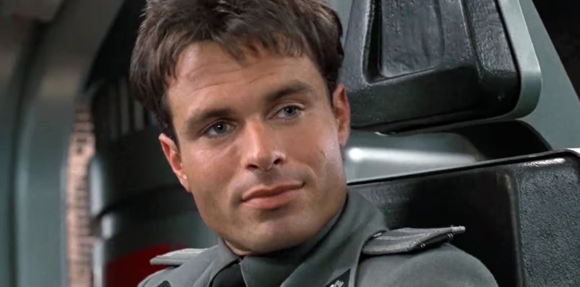 el actor Patrick Muldoon de Melrose Place
