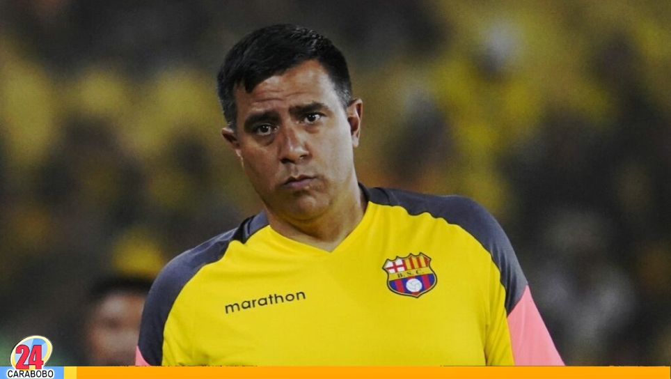 Sanción de xenofobia a César Farías