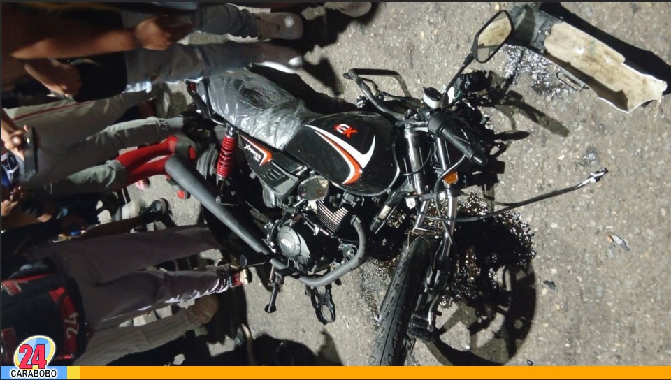 Choque de moto contra buseta al sur de Valencia