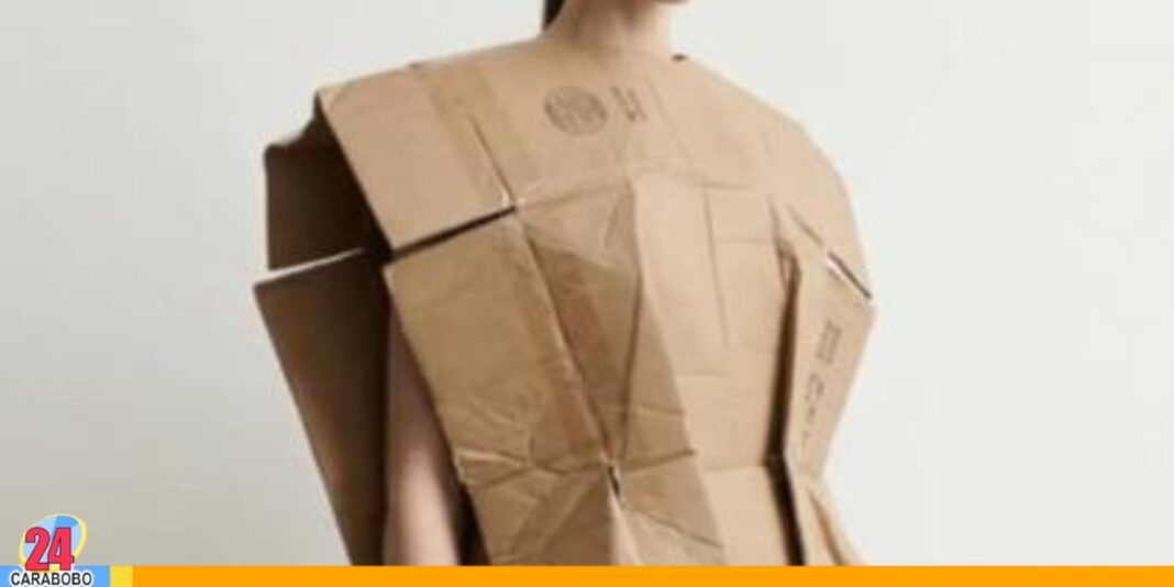 Balenciaga vestido de 
