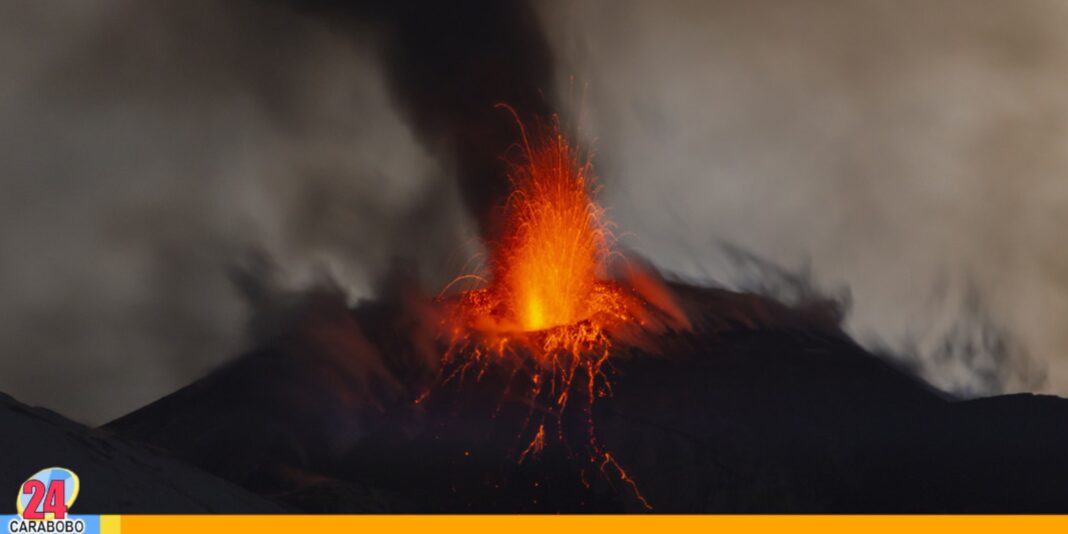volcán activo más grande de Europa