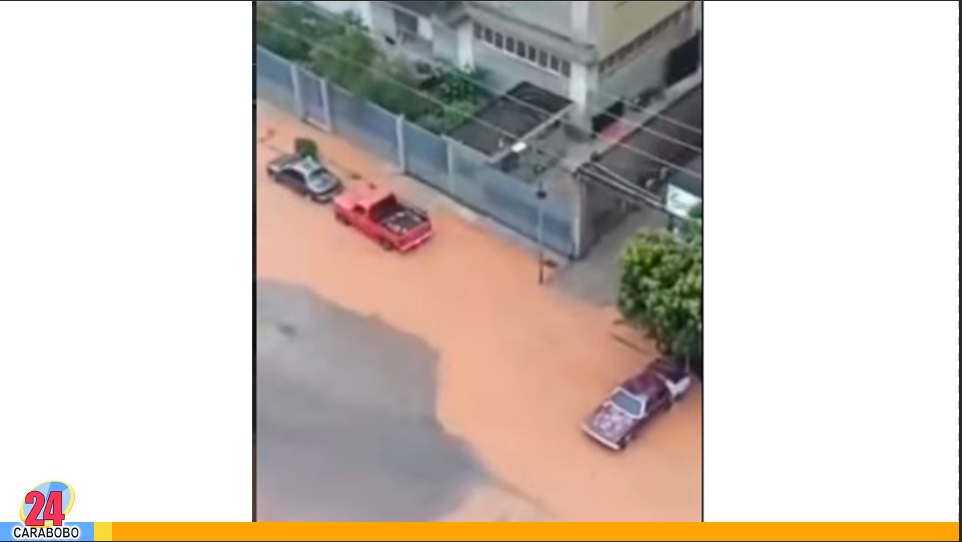 Fuertes lluvias en Caracas la tarde de hoy