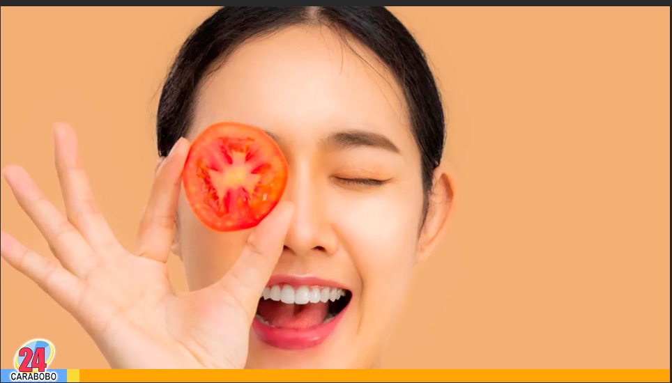 mascarilla de tomate con azúcar
