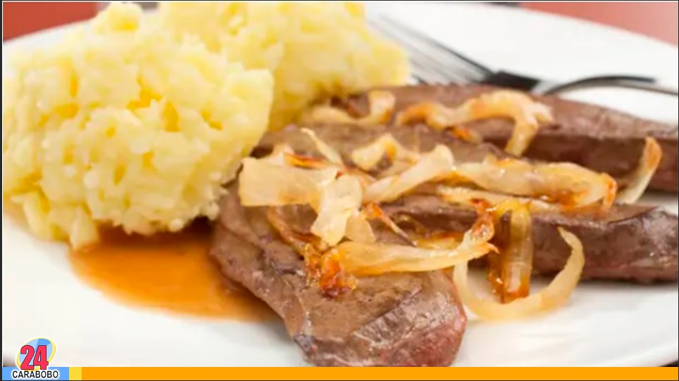 Hígado encebollado