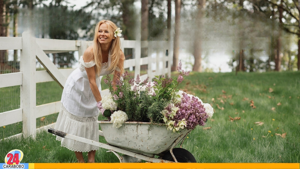 Pamela Anderson El Jardín del Edén