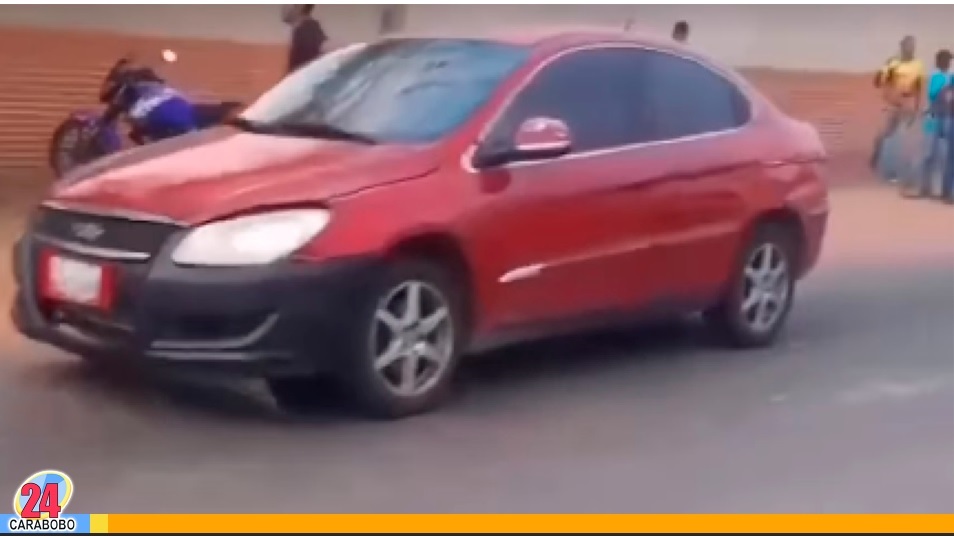 Hecho vial en la carretera nacional Los Guayos Guacara