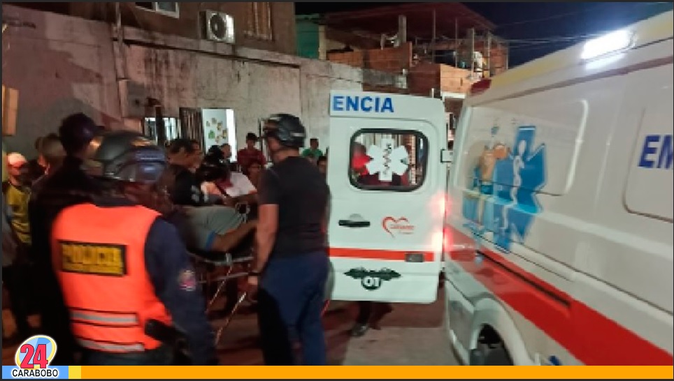 Choque de buseta contra un objeto fijo en Naguanagua
