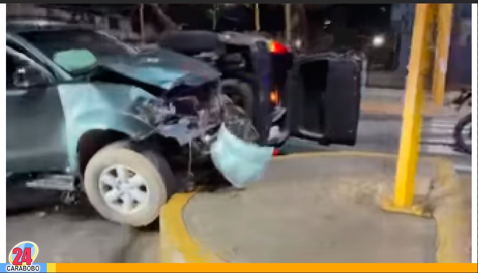 choque de dos camionetas en El Trigal