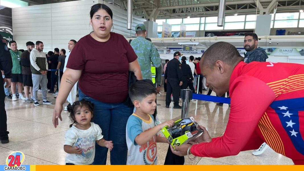 migrantes regresan desde Miami