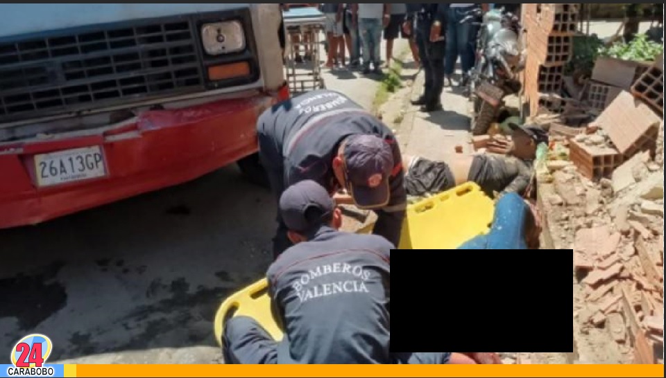 Choque de buseta y una moto deja un fallecido