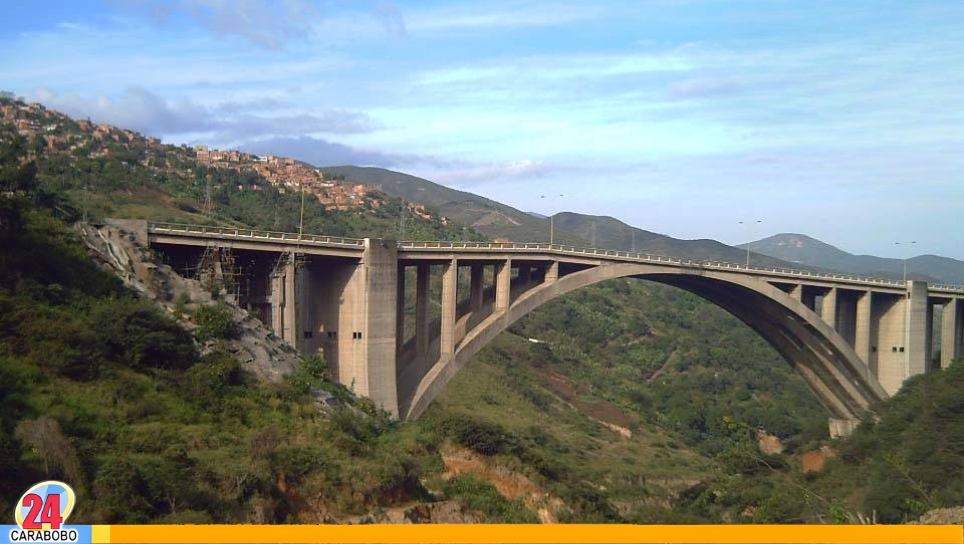 Viaducto Caracas La Guaira